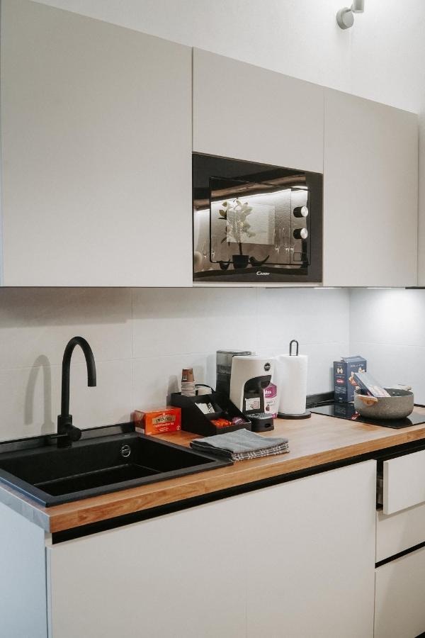 Dislocati Bnb - Jacuzzi Privata - Cucina - Tv60" - Minimal Luxury Марильяно Экстерьер фото
